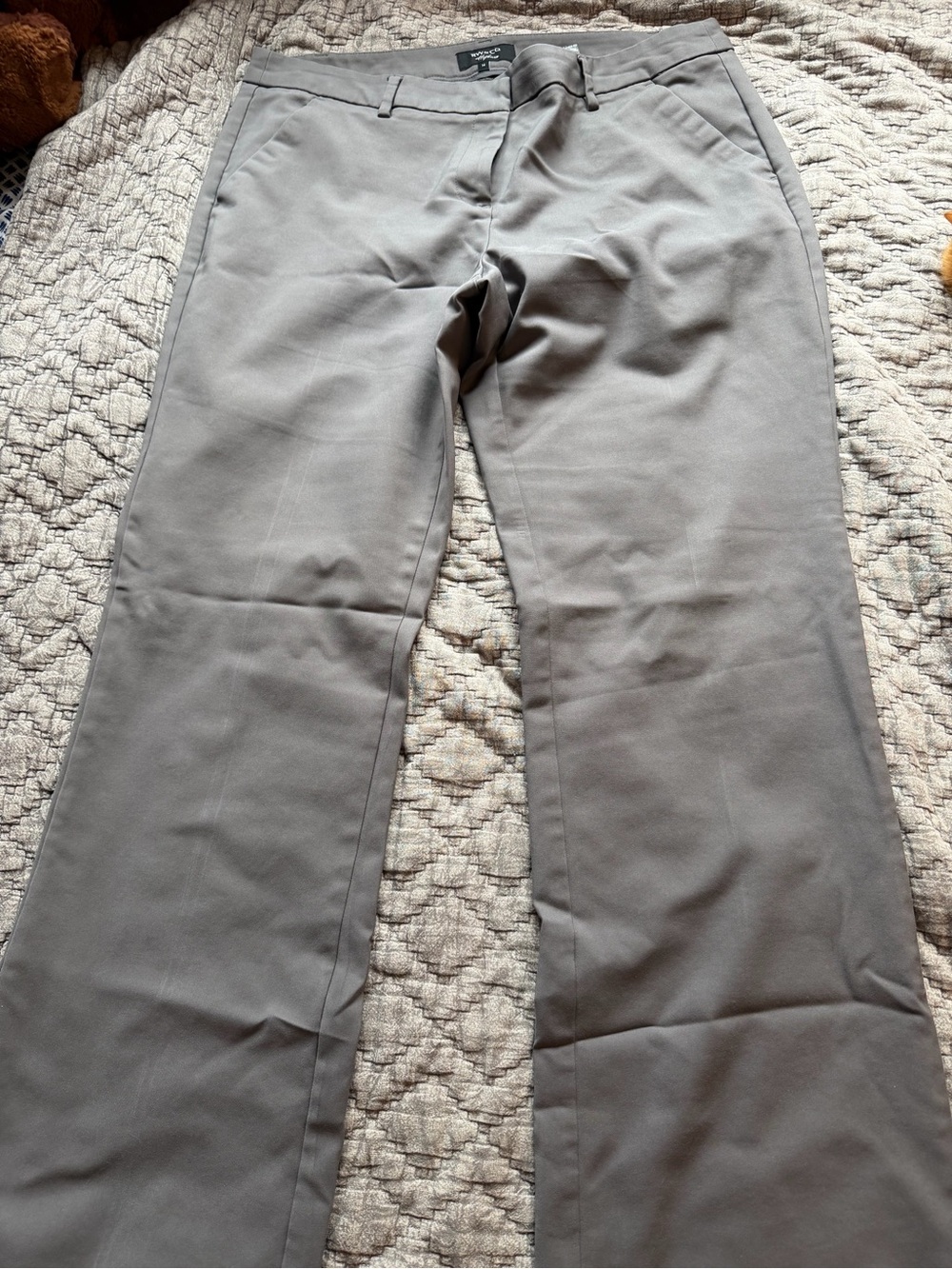 RW&CO. Women's Straight Leg Pants in Light Gray